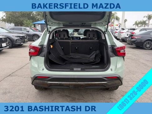 Used 2025 Chevrolet Trax ACTIV w/ Sunroof Package image 10