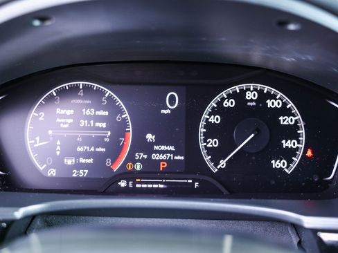 Used 2025 Honda Civic Sport image 29