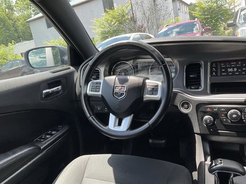 Used 2012 Dodge Charger SE w/ Sport Appearance Group RWD image 12