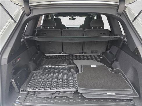 New 2026 Audi SQ7 Premium Plus image 27