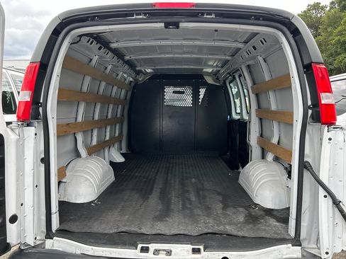 Used 2025 GMC Savana 2500 w/ Driver Convenience Package RWD image 15