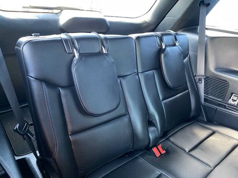 Used 2023 Ford Explorer ST w/ Equipment Group 401A AWD/4WD image 34