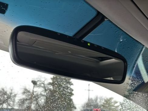 Used 2017 INFINITI QX50 2WD w/ Premium Plus Package image 26