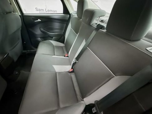 Used 2014 Ford Focus SE w/ SE Winter Package image 22