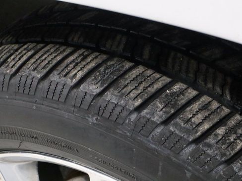 Used 2014 Jeep Grand Cherokee Summit image 19