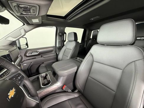 New 2026 Chevrolet Silverado 3500 LTZ w/ LTZ Plus Package AWD/4WD image 36
