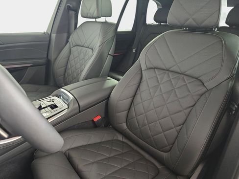 Used 2026 BMW X5 xDrive50e w/ M Sport Package AWD/4WD image 18
