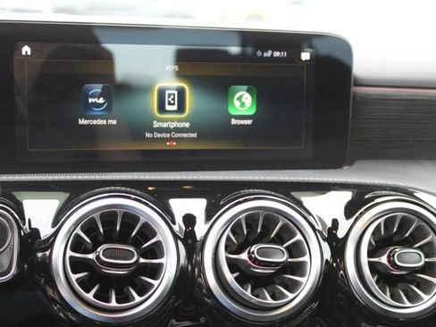 Used 2022 Mercedes-Benz A 220 image 29