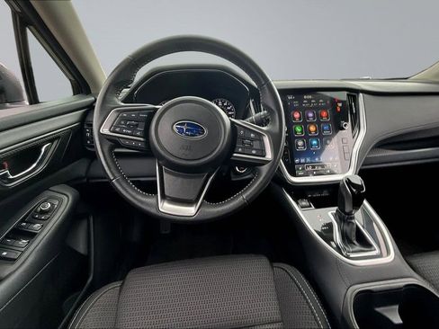 Used 2024 Subaru Outback Premium AWD/4WD image 8