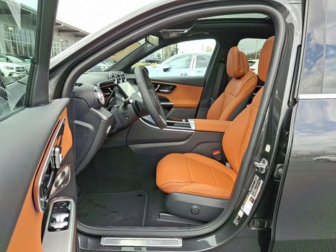New 2026 Mercedes-Benz GLC 300 4MATIC image 11