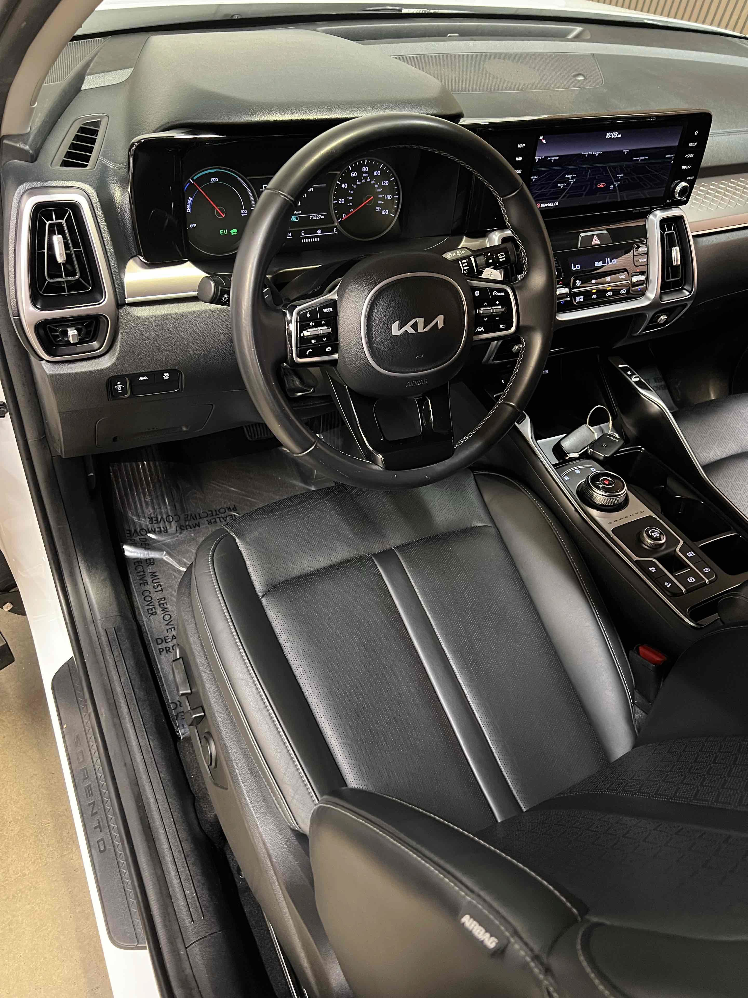 Used 2022 Kia Sorento S FWD image 32