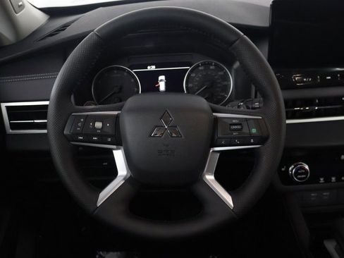 New 2026 Mitsubishi Outlander SE AWD/4WD image 36