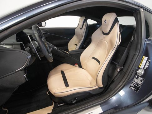 Used 2022 Ferrari Roma image 37