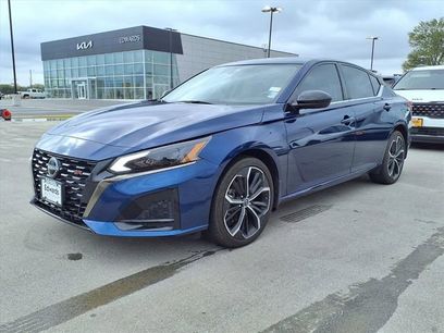 Used 2024 Nissan Altima 2.5 SR