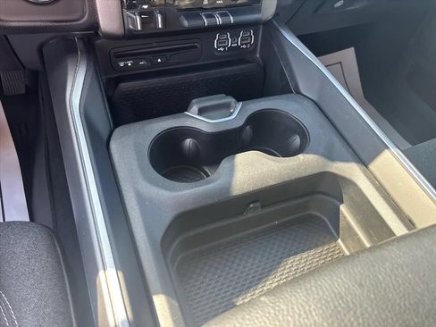 Used 2019 RAM 1500 Big Horn AWD/4WD image 34