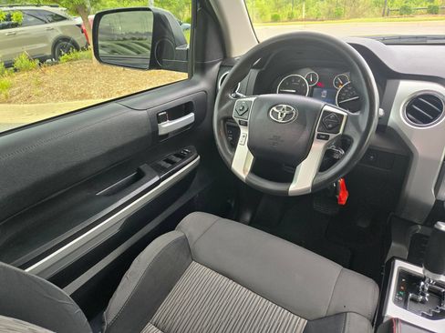 Used 2016 Toyota Tundra SR5 w/ SR5 Upgrade Package RWD image 9