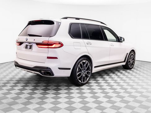 Certified 2026 BMW X7 M60i AWD/4WD image 5