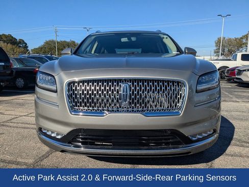 Used 2023 Lincoln Nautilus Reserve w/ Equipment Group 202A image 10