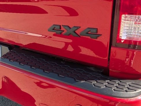 Used 2022 RAM 1500 Express w/ Wheel & Sound Group AWD/4WD image 3