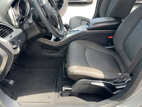Used 2020 Dodge Journey SE w/ Blacktop Package FWD image 24