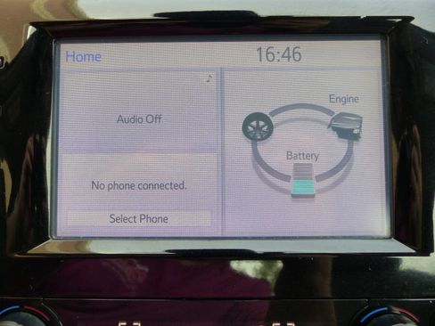 Used 2018 Toyota Camry LE FWD image 46