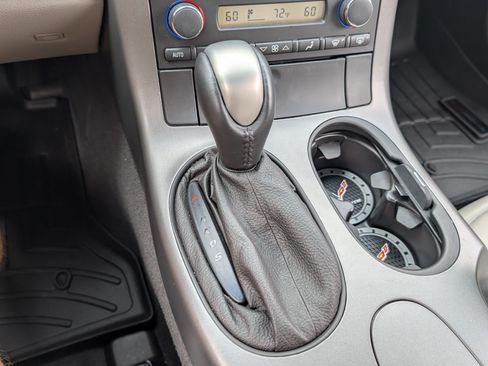 Used 2007 Chevrolet Corvette Coupe w/ Preferred Equipment Group RWD image 25