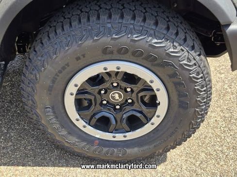 New 2026 Ford Bronco Outer Banks w/ Sasquatch Package AWD/4WD image 15