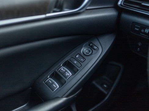 Used 2018 Honda Accord EX image 14