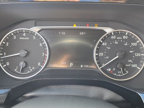 Used 2024 Nissan Pathfinder SL image 28