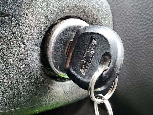 Used 2022 Chevrolet Colorado LT w/ Fleet Safety Package image 21