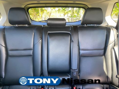 Used 2023 Nissan Rogue SL w/ SL Premium Package FWD image 36