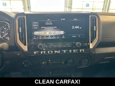 Used 2025 Nissan Frontier SV AWD/4WD image 3
