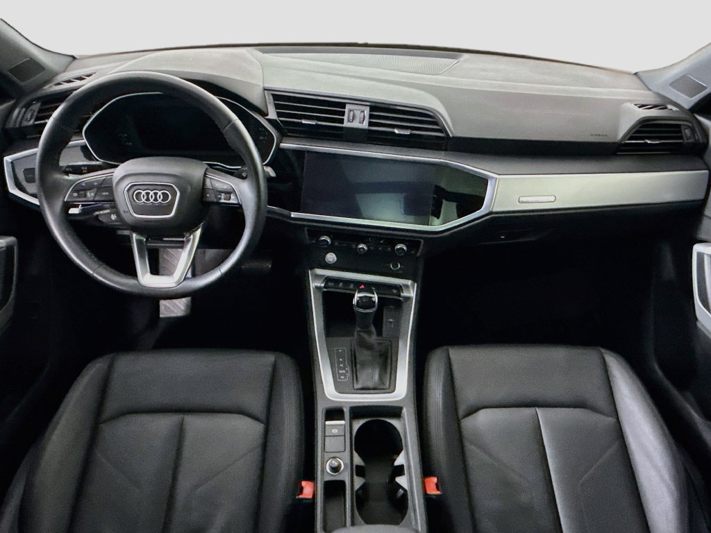 Used 2020 Audi Q3 2.0T Premium w/ Convenience Package AWD/4WD image 13