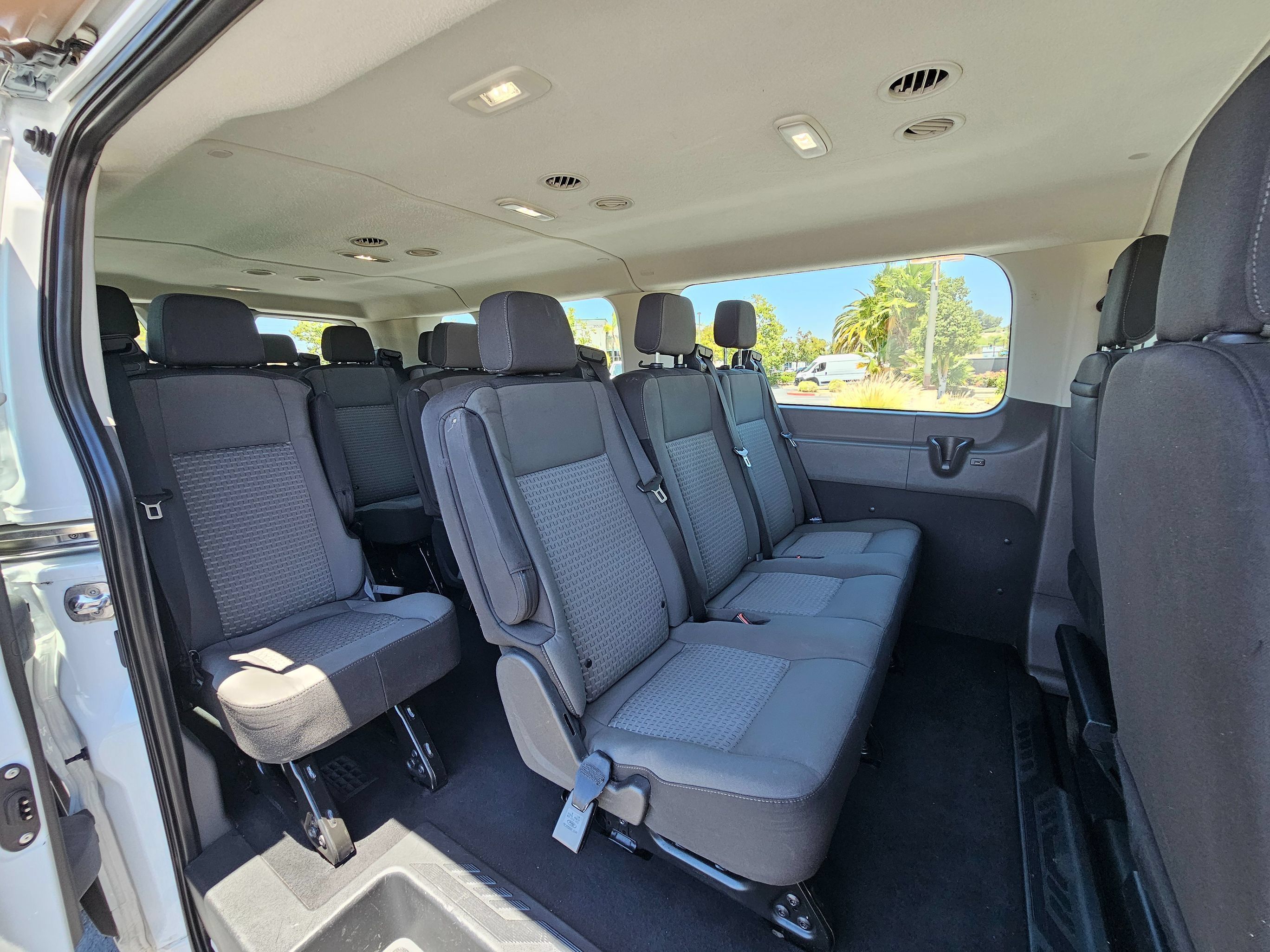 Used 2023 Ford Transit 350 XLT RWD image 19