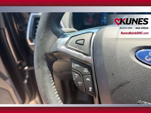 Used 2022 Ford Edge SEL w/ Convenience Package AWD/4WD image 17