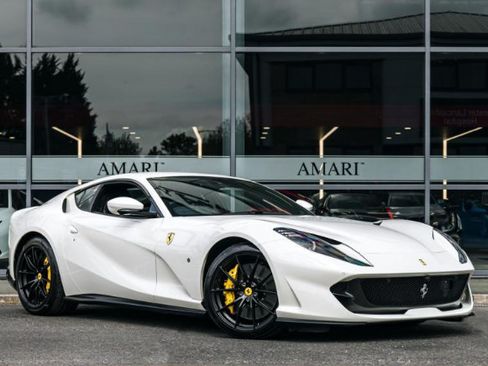 Used 2019 Ferrari 812 Superfast RWD image 1