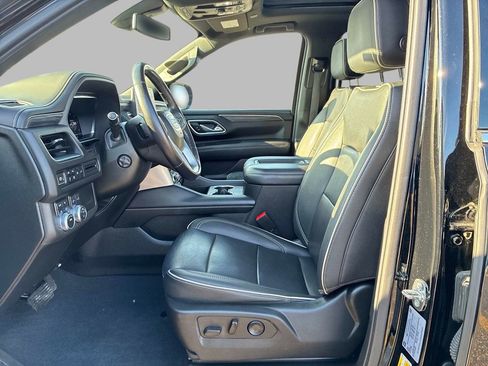Used 2022 GMC Yukon SLT w/ SLT Premium Package AWD/4WD image 25
