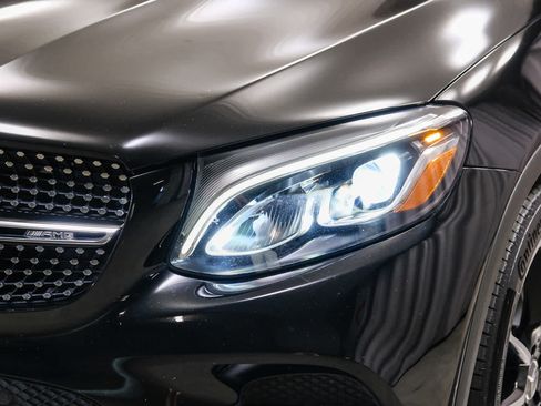 Certified 2019 Mercedes-Benz GLC 43 AMG 4MATIC image 12
