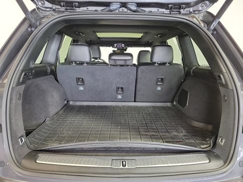 Used 2023 Jeep Grand Cherokee Overland RWD image 25