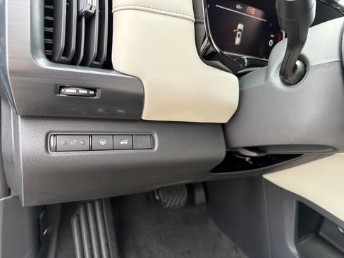 New 2026 Nissan Pathfinder SL AWD/4WD image 19