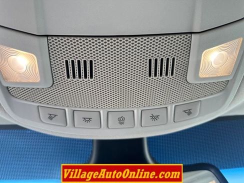 Used 2019 Ford Edge SEL w/ Equipment Group 201A AWD/4WD image 17