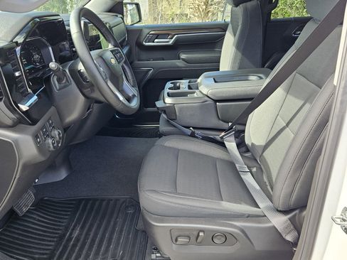 New 2025 Chevrolet Silverado 1500 LT AWD/4WD image 3