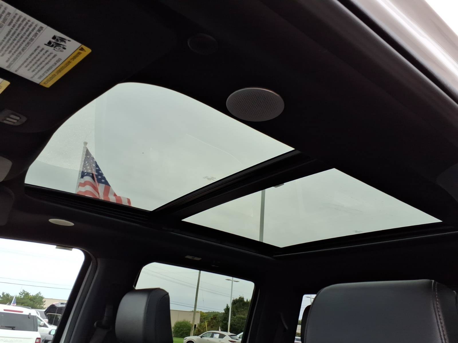 Used 2024 Ford F150 Lariat w/ Equipment Group 502A High AWD/4WD image 11