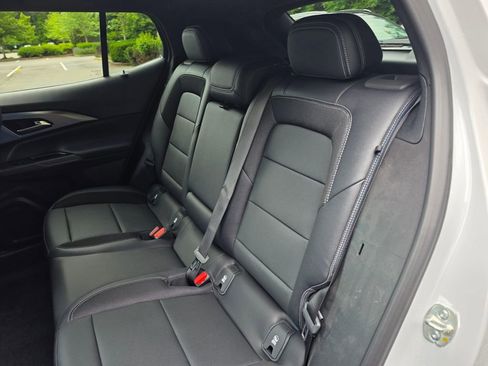 New 2026 Chevrolet Equinox EV LT AWD/4WD image 17
