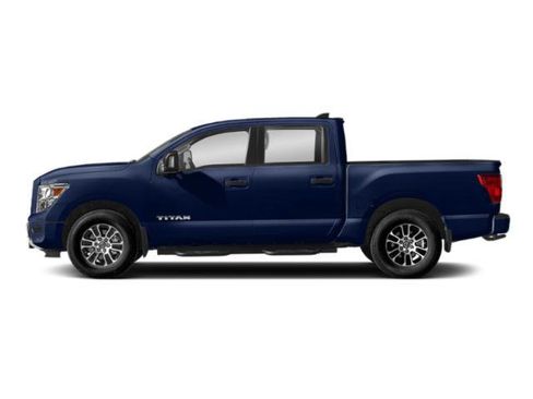 Used 2024 Nissan Titan SV w/ SV Convenience Package image 4
