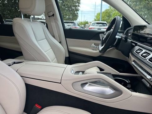 New 2026 Mercedes-Benz GLS 450 4MATIC image 37