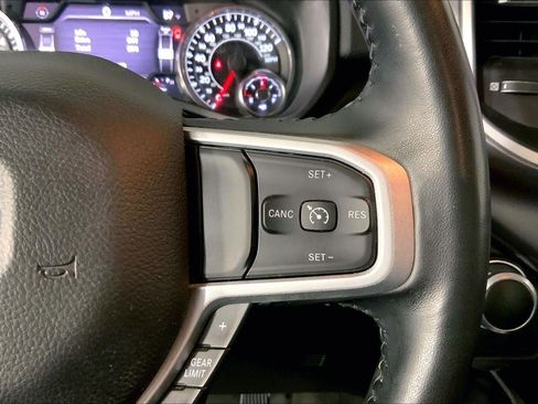 Used 2022 RAM 1500 Big Horn AWD/4WD image 14