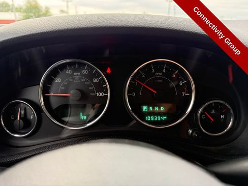 Used 2015 Jeep Wrangler Sahara w/ Dual Top Group AWD/4WD image 20