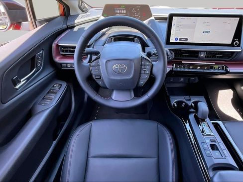 Used 2026 Toyota Prius Plug-In Hybrid w/ Limited Premium Package FWD image 6