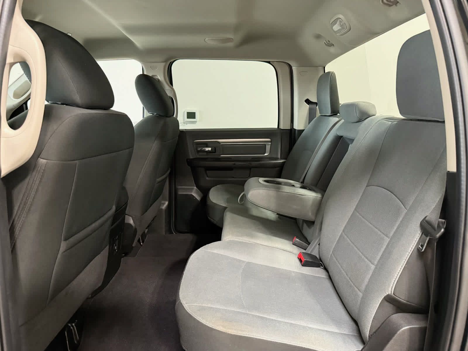 Used 2022 RAM 1500 Classic SLT w/ Electronics Convenience Group AWD/4WD image 15